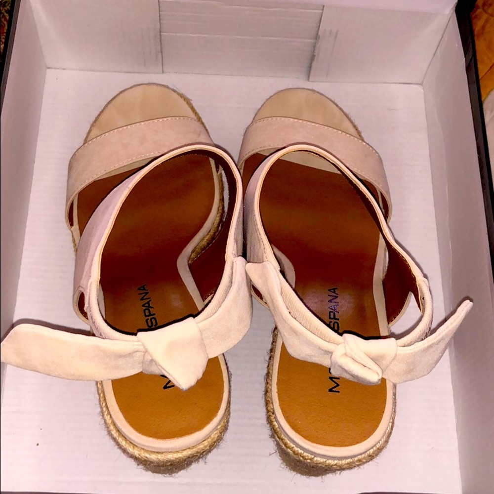 Moda Spana Wedges size 9